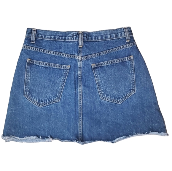 Forever 21 Denim Skirt Womens Size 28 Blue Button Front Frayed Hem Mini Skirt - Picture 4 of 8